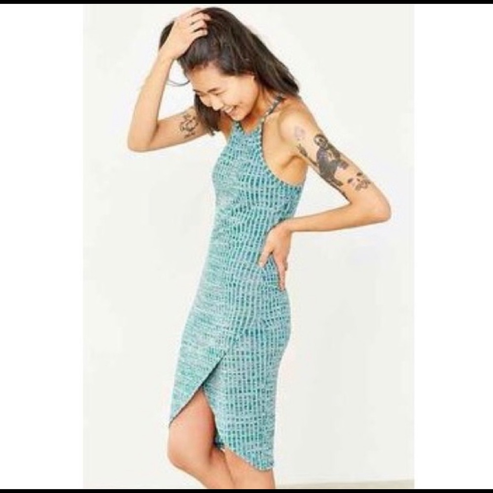 Green body con knit dress